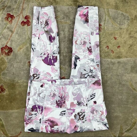 Athleta Stash Pocket Salutation Peony 7/8 Tight High Rise Leggings - Picture 2 of 5